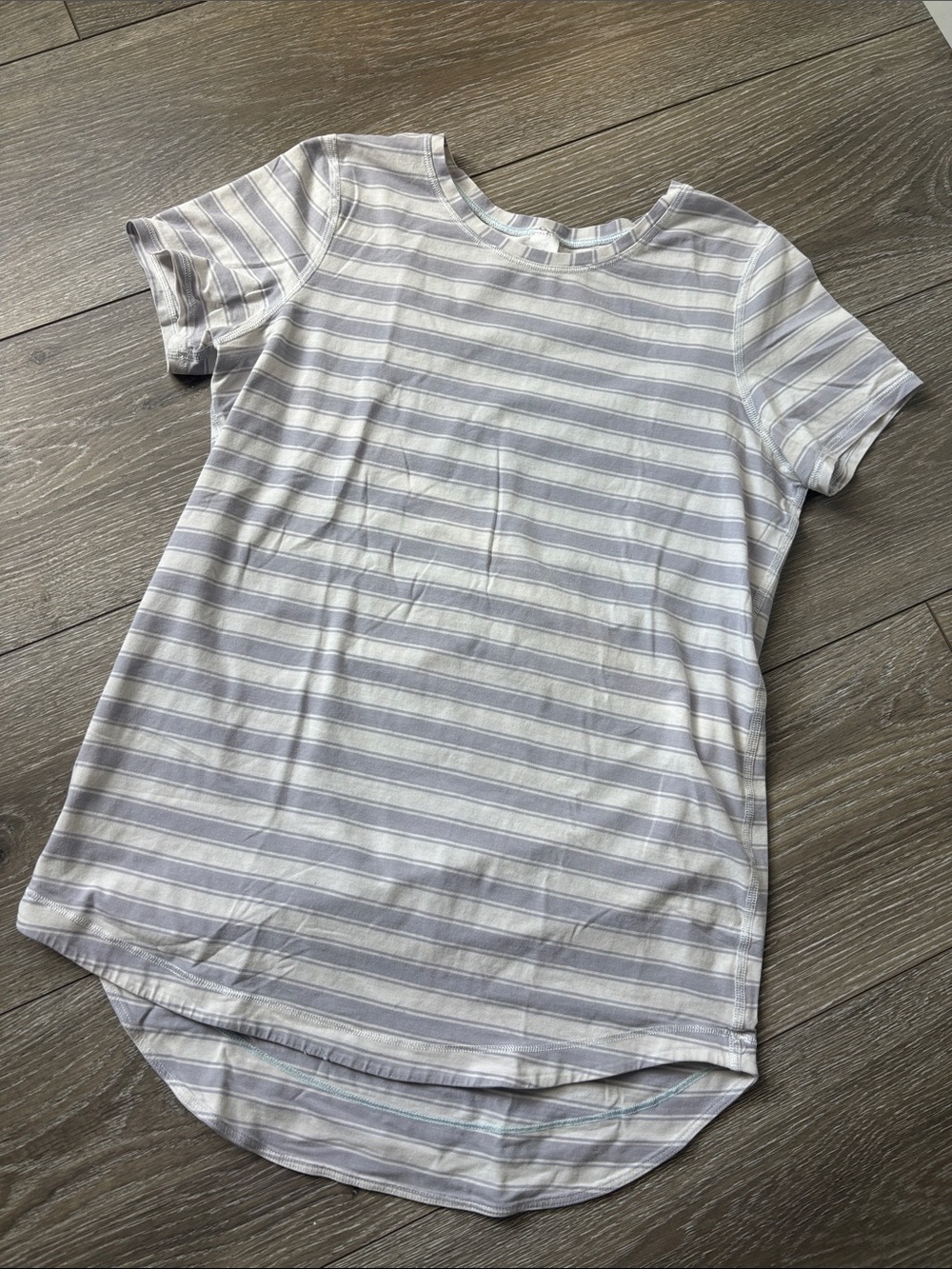 Ivivva Short-Sleeve Striped Tee in Light Gray and White, Girl’s size 14